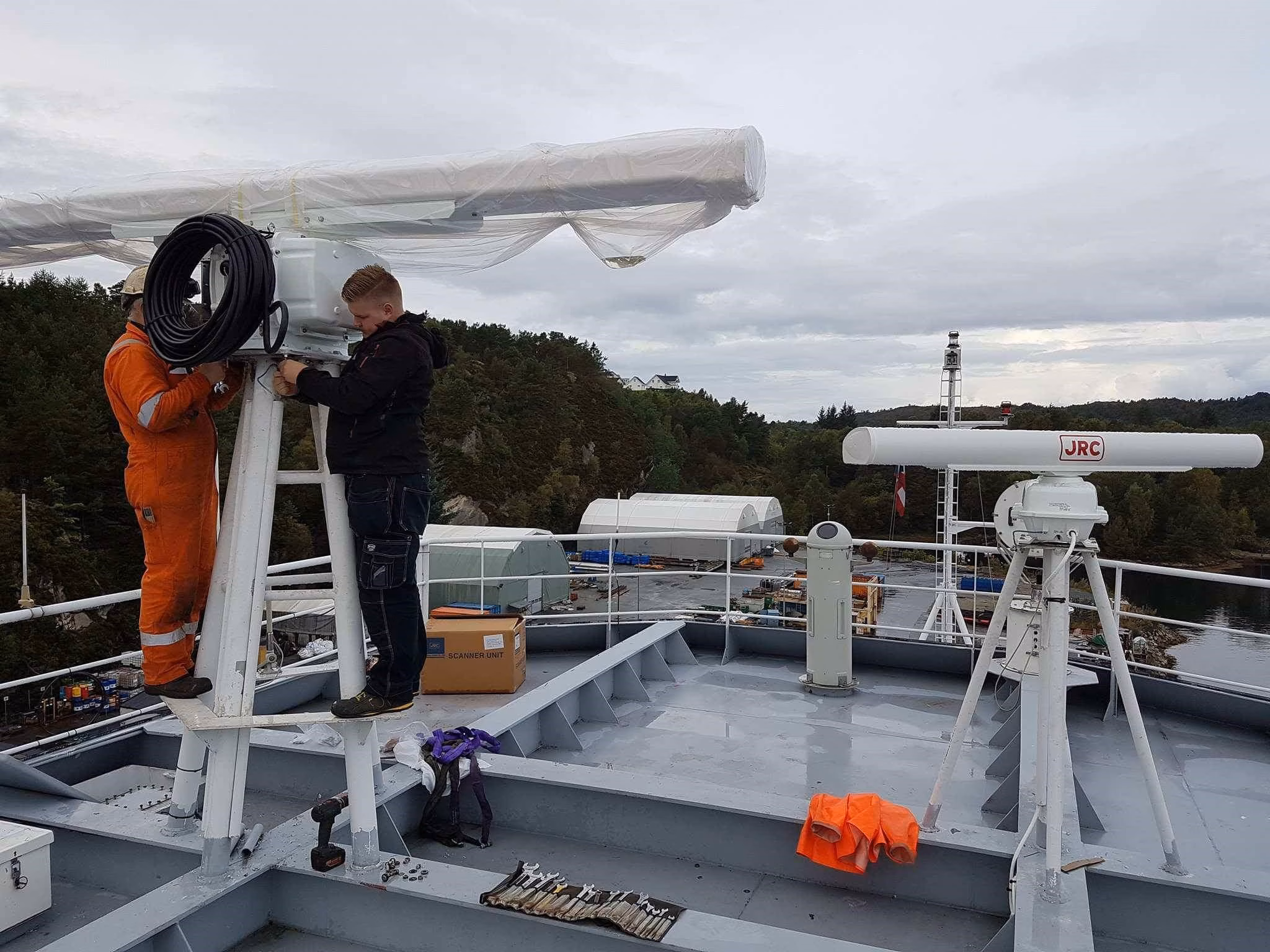 Even_ny radar Installing new radar system