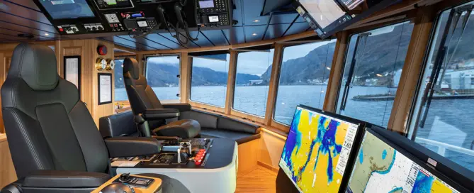 Ocean Electronics har levert maritim elektronikk på brua til fiskebåten M/S Støttfjord